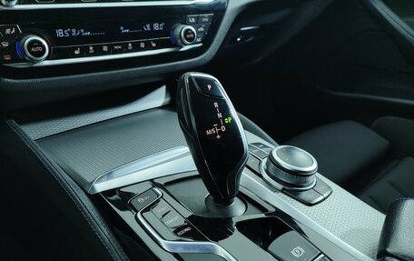 BMW 5 серия, 2019 год, 3 360 000 рублей, 25 фотография