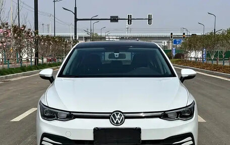 Volkswagen Golf VIII, 2023 год, 1 520 005 рублей, 2 фотография