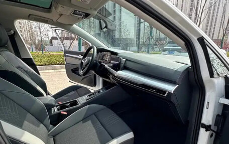 Volkswagen Golf VIII, 2023 год, 1 520 005 рублей, 24 фотография