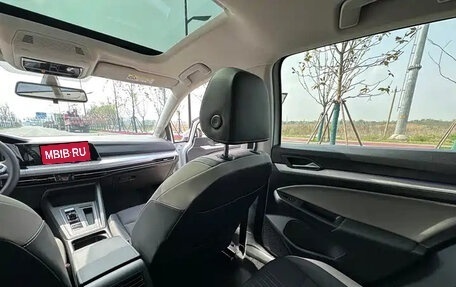 Volkswagen Golf VIII, 2023 год, 1 520 005 рублей, 23 фотография