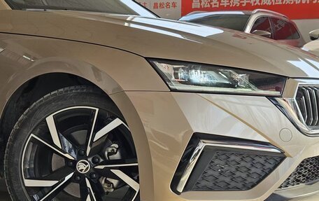 Skoda Octavia IV, 2022 год, 1 960 000 рублей, 7 фотография