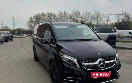 Mercedes-Benz V-Класс, 2021 год, 5 850 000 рублей, 2 фотография