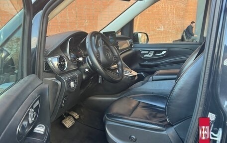 Mercedes-Benz V-Класс, 2021 год, 5 850 000 рублей, 6 фотография