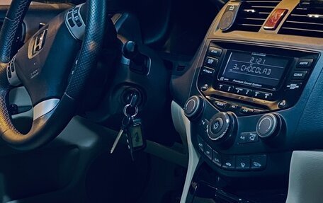 Honda Accord VII рестайлинг, 2004 год, 745 000 рублей, 11 фотография