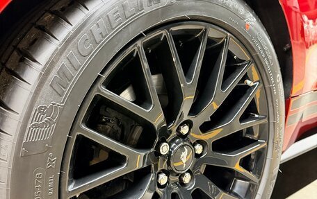 Ford Mustang VI рестайлинг, 2021 год, 7 500 000 рублей, 6 фотография