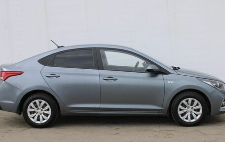 Hyundai Solaris II рестайлинг, 2017 год, 1 390 000 рублей, 6 фотография