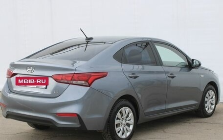 Hyundai Solaris II рестайлинг, 2017 год, 1 390 000 рублей, 5 фотография