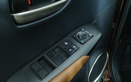 Lexus NX I, 2015 год, 3 095 000 рублей, 38 фотография