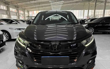 Honda Vezel, 2022 год, 1 480 000 рублей, 3 фотография