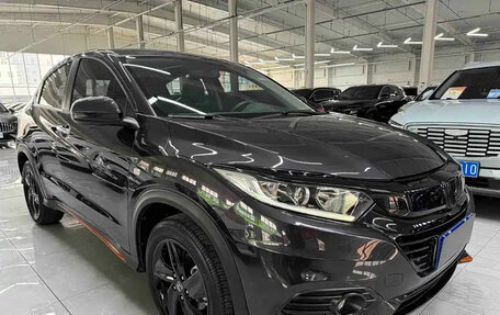 Honda Vezel, 2022 год, 1 480 000 рублей, 2 фотография