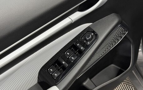 Geely Emgrand, 2023 год, 1 769 900 рублей, 23 фотография