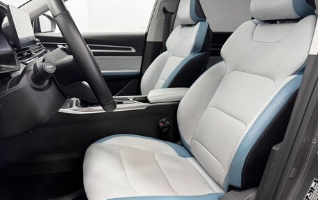 Geely Emgrand, 2023 год, 1 769 900 рублей, 21 фотография