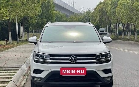 Volkswagen Tharu, 2021 год, 1 470 000 рублей, 2 фотография