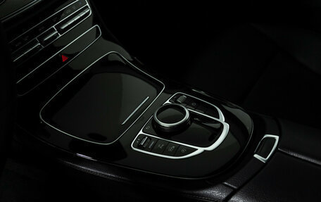 Mercedes-Benz E-Класс, 2020 год, 2 700 000 рублей, 18 фотография