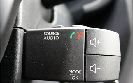 Renault Logan II, 2020 год, 1 220 000 рублей, 15 фотография