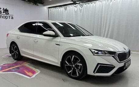 Skoda Octavia IV, 2022 год, 1 900 000 рублей, 2 фотография