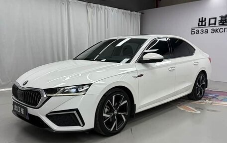 Skoda Octavia IV, 2022 год, 1 900 000 рублей, 5 фотография