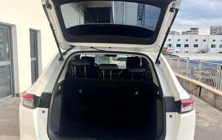 Honda Vezel, 2023 год, 1 608 000 рублей, 10 фотография