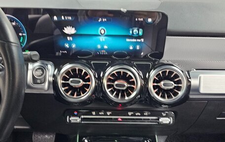 Mercedes-Benz GLB, 2021 год, 3 160 000 рублей, 12 фотография