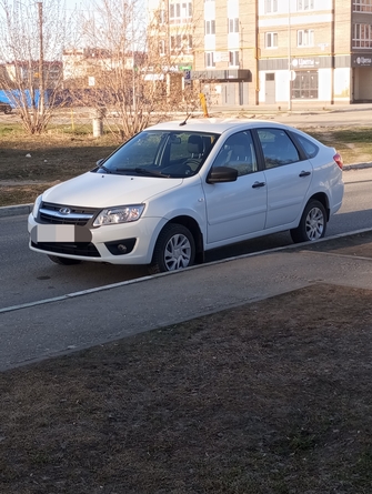 ВАЗ (LADA) Granta I, 2018 год, 665 000 рублей, 1 фотография