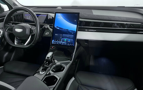 Geely Atlas, 2023 год, 2 835 000 рублей, 12 фотография