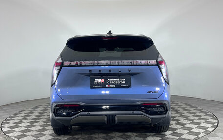 Geely Atlas, 2023 год, 2 835 000 рублей, 3 фотография