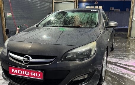 Opel Astra J, 2014 год, 800 000 рублей, 1 фотография