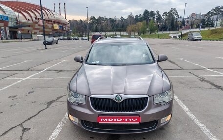 Skoda Superb III рестайлинг, 2012 год, 1 300 000 рублей, 1 фотография