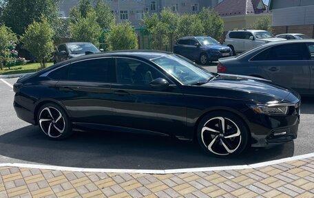 Honda Accord IX рестайлинг, 2018 год, 2 200 000 рублей, 1 фотография