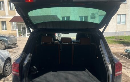 Volkswagen Touareg III, 2014 год, 2 800 000 рублей, 1 фотография