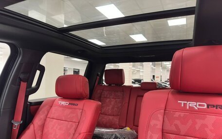 Toyota Tundra, 2024 год, 10 300 000 рублей, 10 фотография