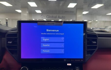 Toyota Tundra, 2024 год, 10 300 000 рублей, 14 фотография