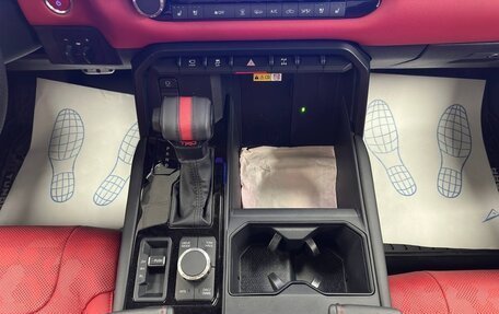 Toyota Tundra, 2024 год, 10 300 000 рублей, 15 фотография