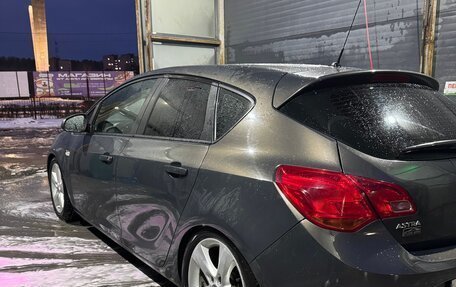 Opel Astra J, 2014 год, 800 000 рублей, 4 фотография
