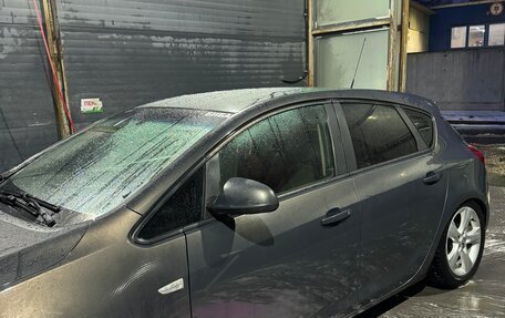 Opel Astra J, 2014 год, 800 000 рублей, 3 фотография