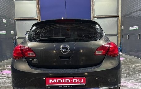 Opel Astra J, 2014 год, 800 000 рублей, 11 фотография