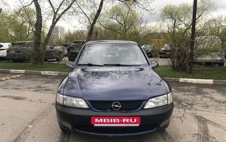 Opel Vectra B рестайлинг, 1998 год, 195 000 рублей, 2 фотография