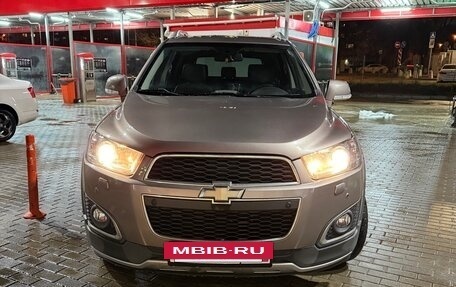 Chevrolet Captiva I, 2014 год, 1 350 000 рублей, 2 фотография