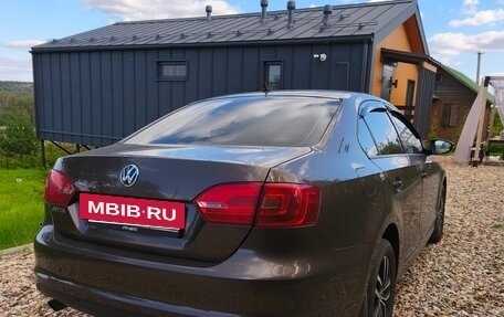 Volkswagen Jetta VI, 2012 год, 970 000 рублей, 4 фотография