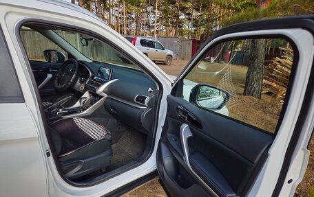 Mitsubishi Eclipse Cross, 2019 год, 2 300 000 рублей, 9 фотография