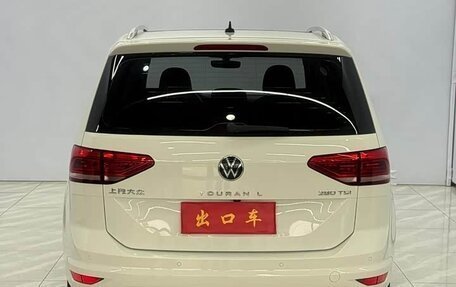 Volkswagen Touran III, 2022 год, 1 670 000 рублей, 4 фотография