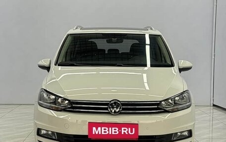 Volkswagen Touran III, 2022 год, 1 670 000 рублей, 3 фотография