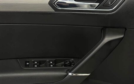 Volkswagen Touran III, 2022 год, 1 670 000 рублей, 12 фотография