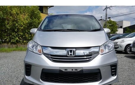 Honda Freed I, 2015 год, 845 000 рублей, 2 фотография