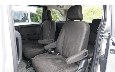 Honda Freed I, 2015 год, 845 000 рублей, 17 фотография