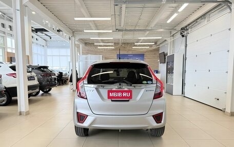 Honda Fit III, 2016 год, 979 000 рублей, 5 фотография