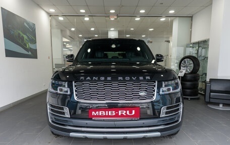 Land Rover Range Rover IV рестайлинг, 2019 год, 9 350 000 рублей, 2 фотография