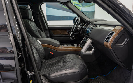 Land Rover Range Rover IV рестайлинг, 2019 год, 9 350 000 рублей, 8 фотография