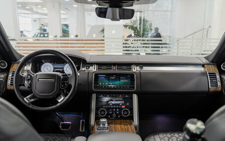 Land Rover Range Rover IV рестайлинг, 2019 год, 9 350 000 рублей, 10 фотография