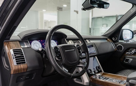 Land Rover Range Rover IV рестайлинг, 2019 год, 9 350 000 рублей, 7 фотография